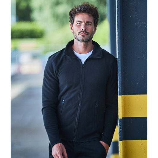 Pro RTX Pro Micro Fleece Jacket - Model